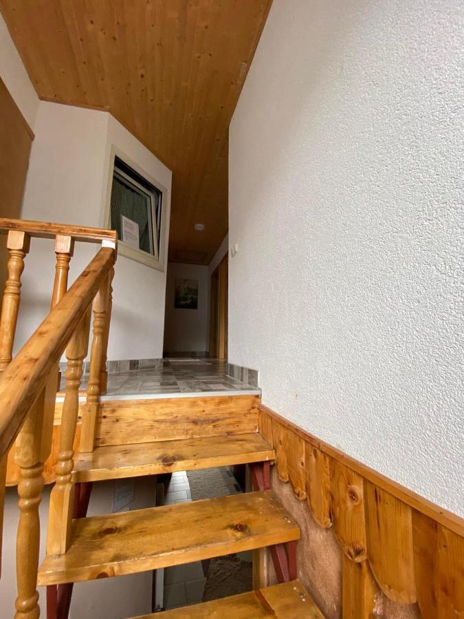 Bed And Breakfast Umoljani Экстерьер фото